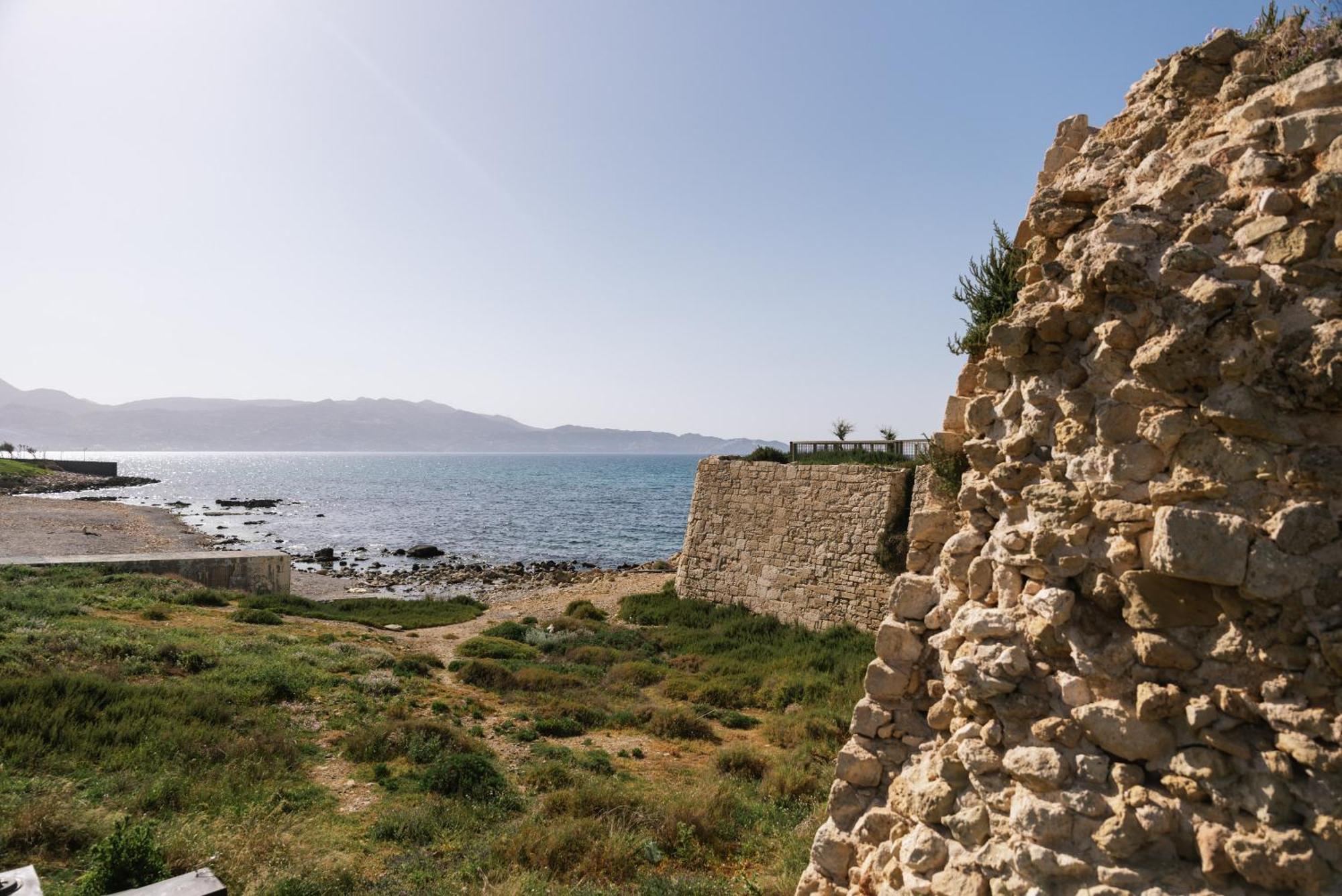 Alcyone Studios And Apartments Heraklion  ภายนอก รูปภาพ