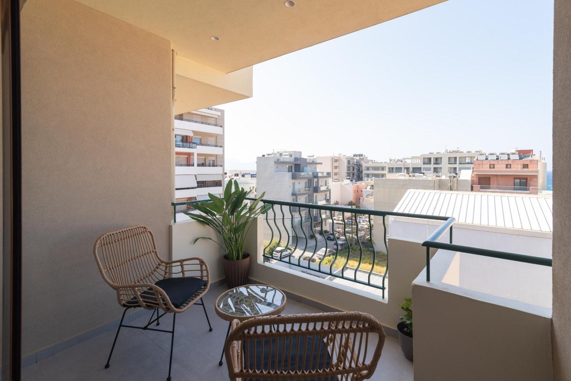 Alcyone Studios And Apartments Heraklion  ภายนอก รูปภาพ