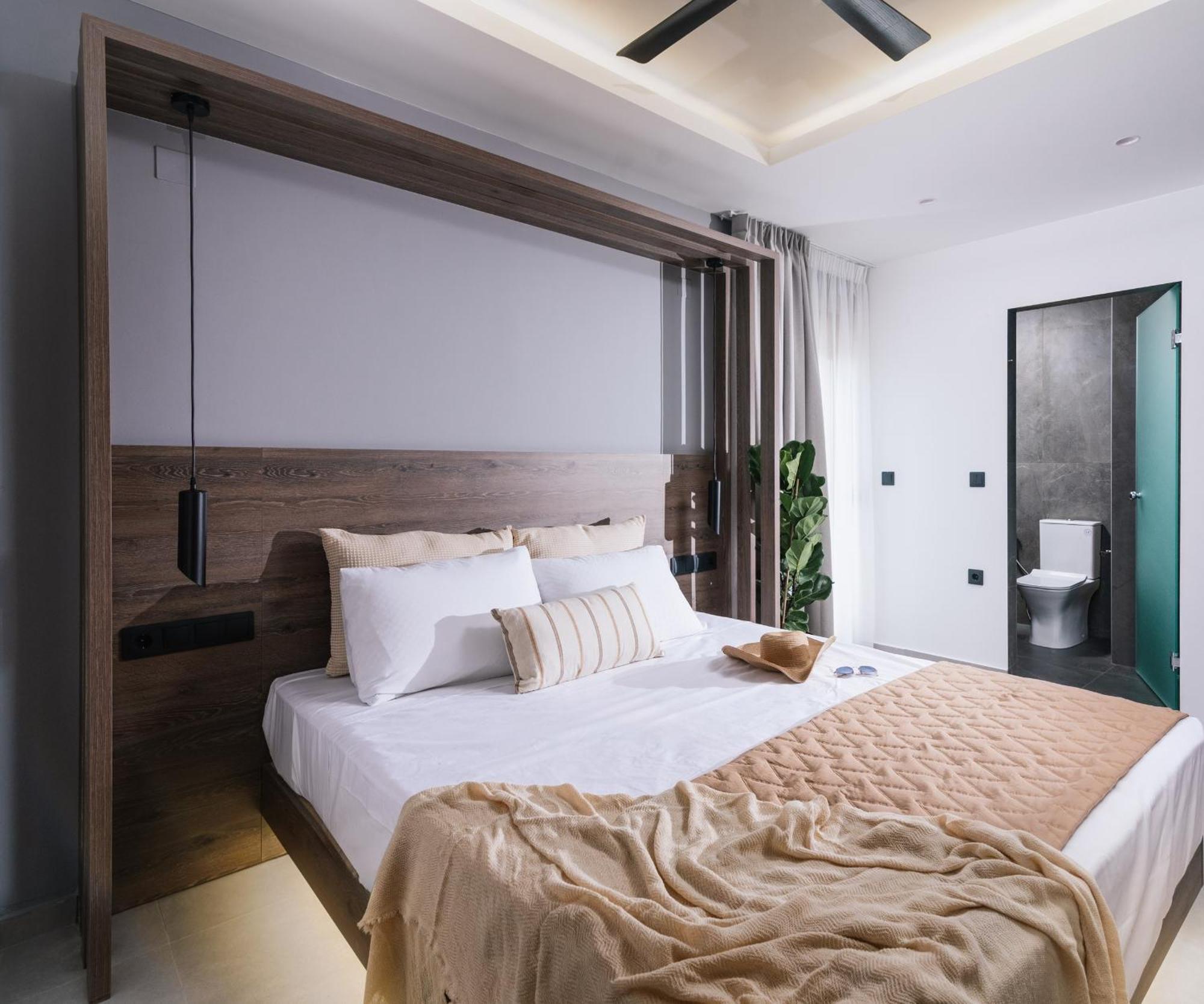 Alcyone Studios And Apartments Heraklion  ภายนอก รูปภาพ