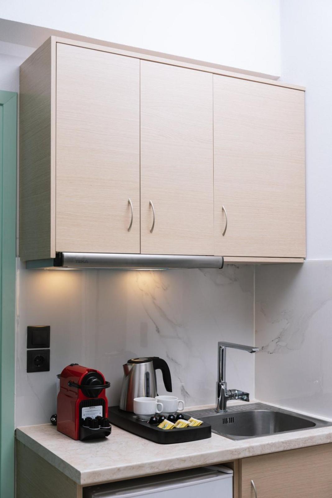 Alcyone Studios And Apartments Heraklion  ภายนอก รูปภาพ